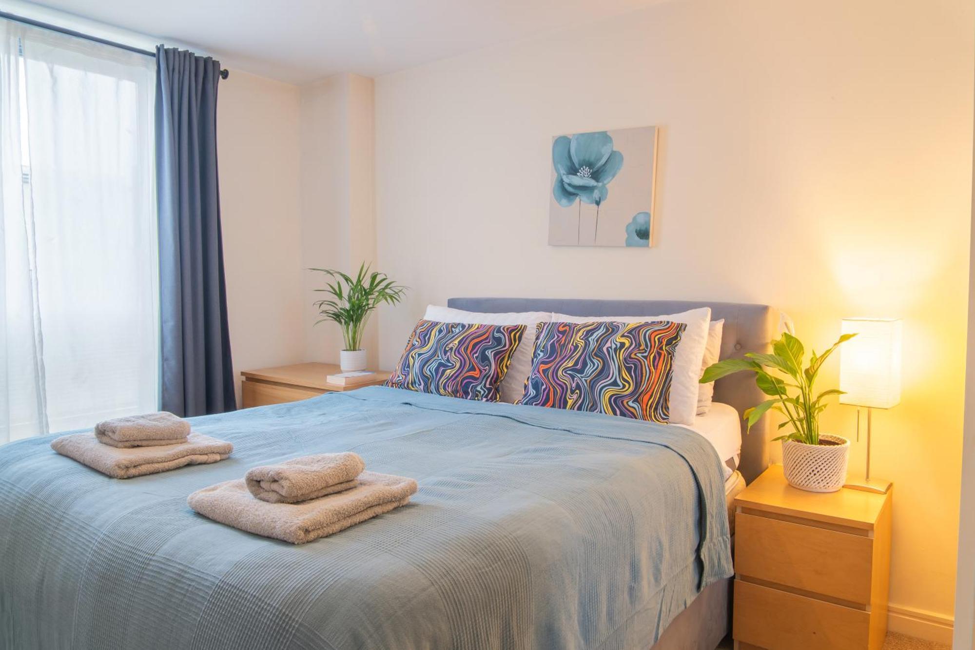 Stay In Our Stylish Flat! & Secure Building & Sleeps Up To 4 Birmingham Extérieur photo