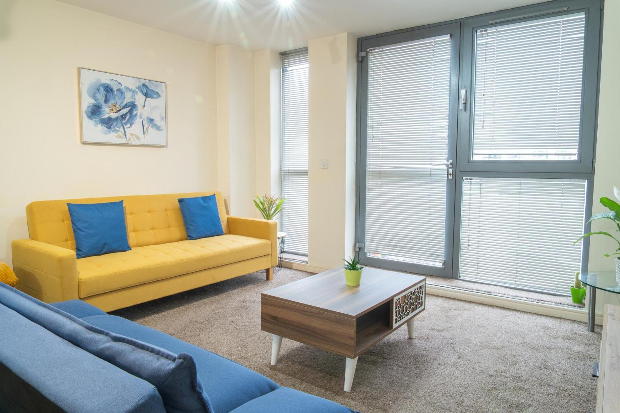 Stay In Our Stylish Flat! & Secure Building & Sleeps Up To 4 Birmingham Extérieur photo