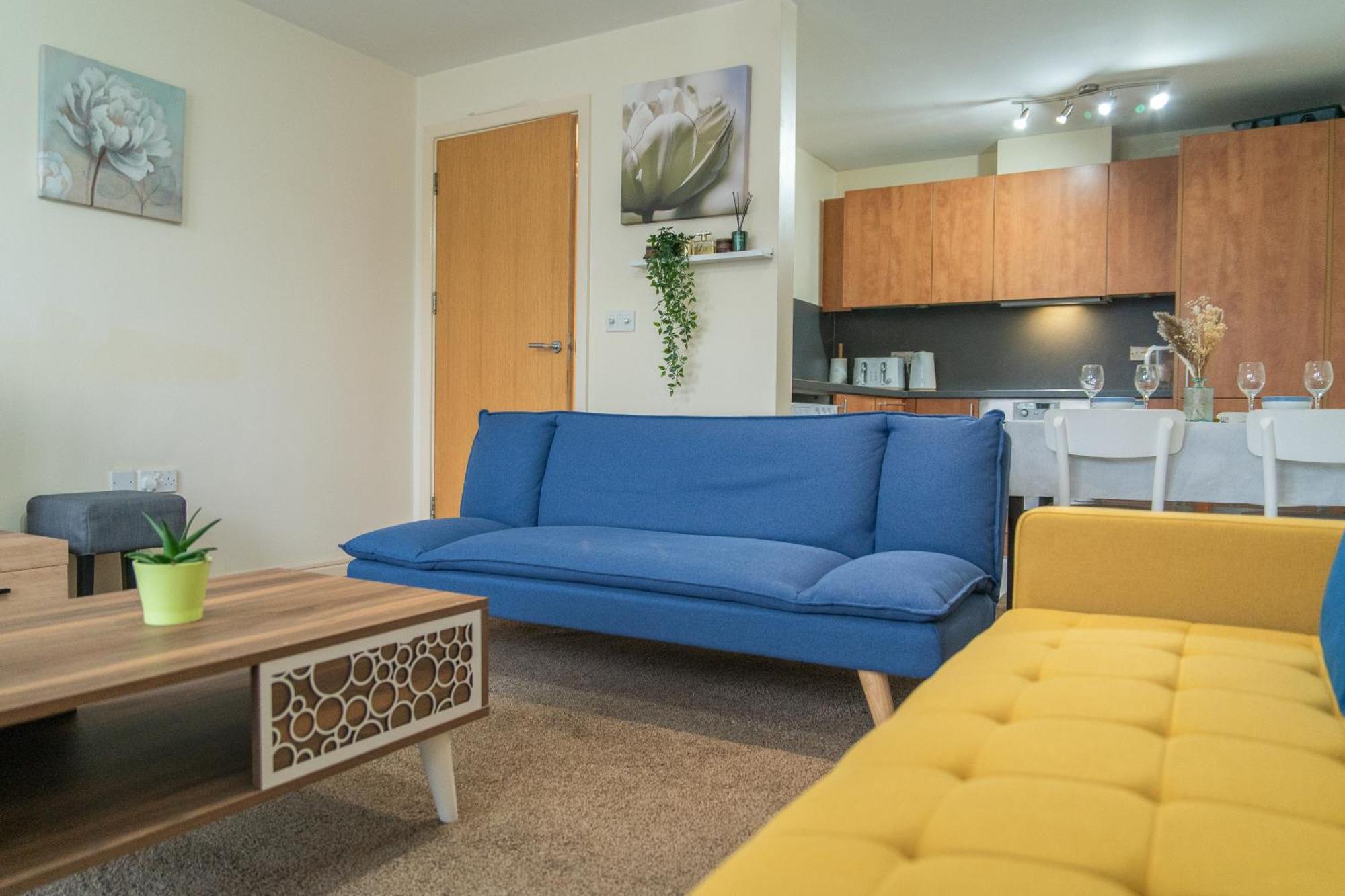 Stay In Our Stylish Flat! & Secure Building & Sleeps Up To 4 Birmingham Extérieur photo