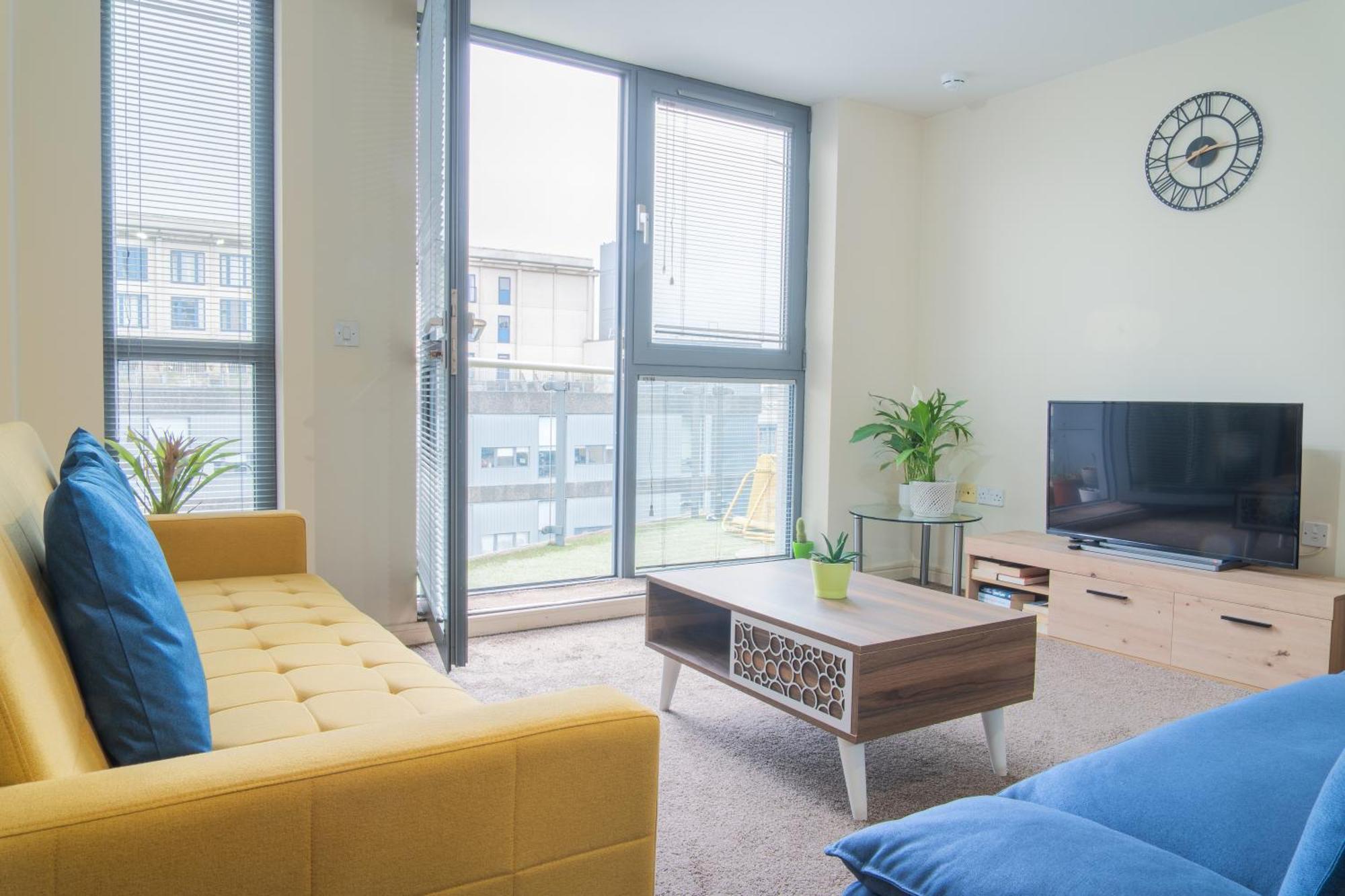 Stay In Our Stylish Flat! & Secure Building & Sleeps Up To 4 Birmingham Extérieur photo